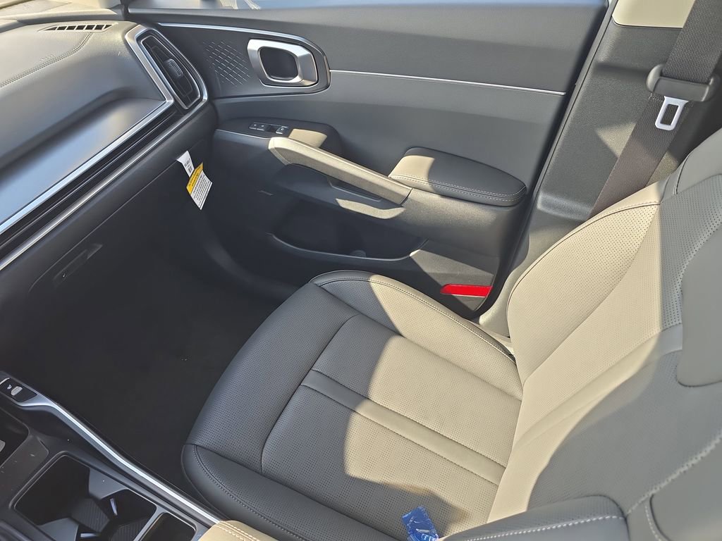 New 2026 Kia Sorento EX w/ EX Premium Package FWD image 18