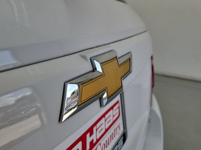 Used 2020 Chevrolet Trax LT w/ LPO, Cargo Package FWD image 10