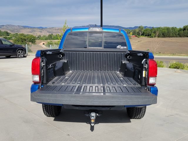 Used 2016 Toyota Tacoma TRD Sport w/ Towing Package RWD image 13