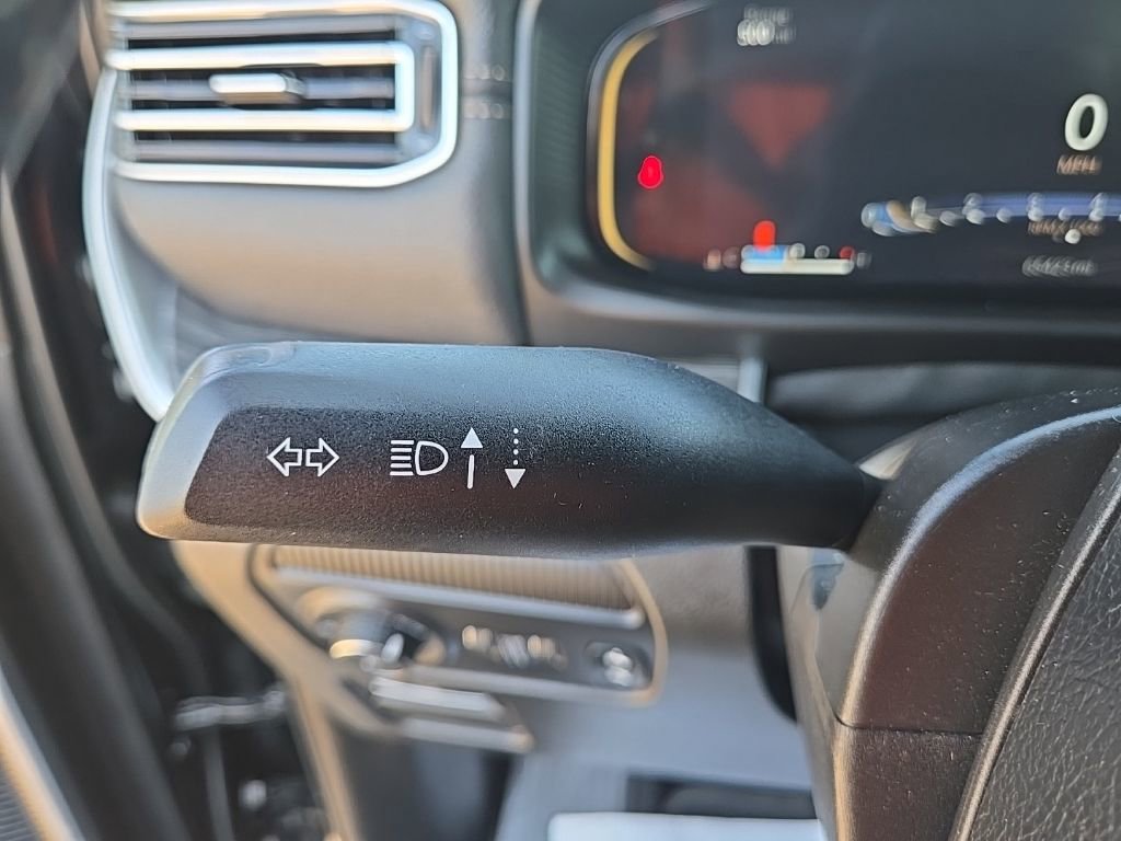 Used 2024 Jeep Wagoneer L Series II w/ Flexible Seating Group image 20