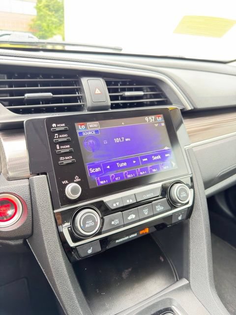 Used 2019 Honda Civic EX image 11