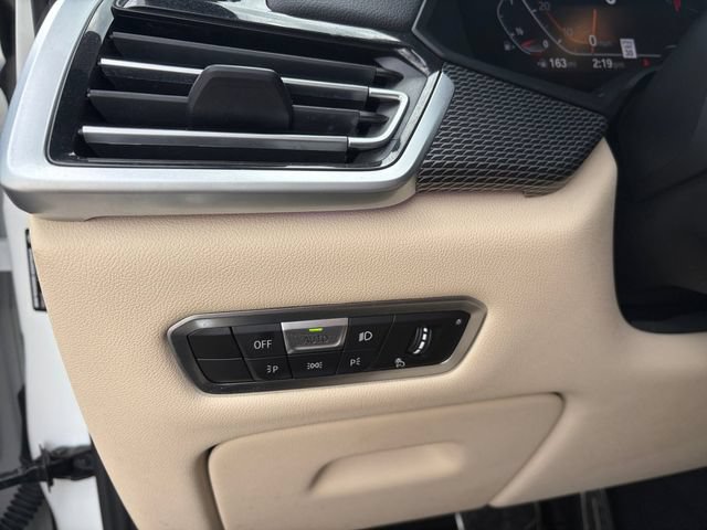 Used 2022 BMW X5 sDrive40i w/ M Sport Package RWD image 5