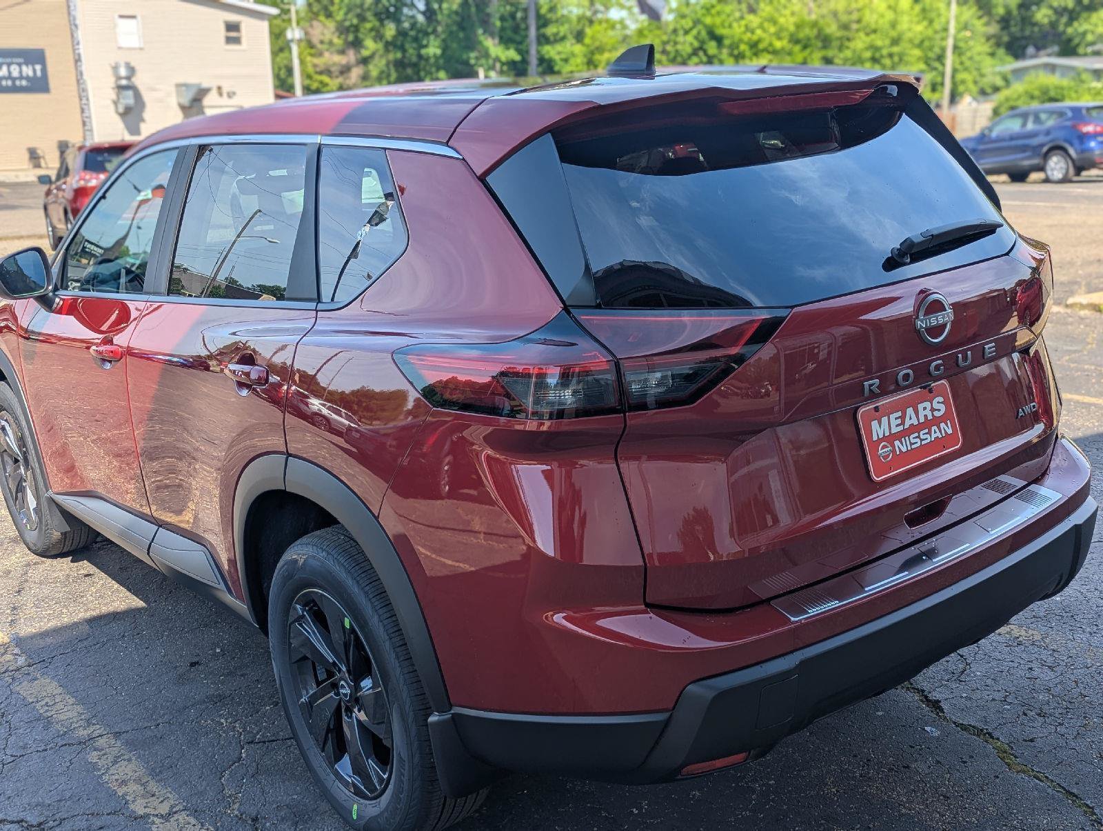 New 2026 Nissan Rogue SV AWD/4WD image 12