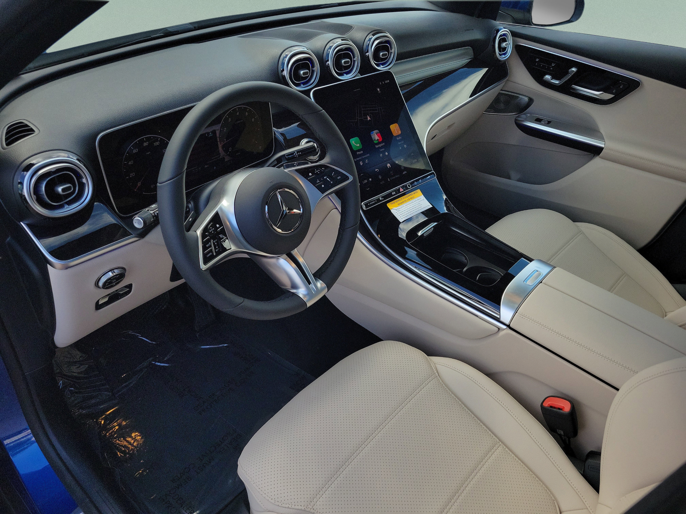 Certified 2026 Mercedes-Benz GLC 300 4MATIC image 17