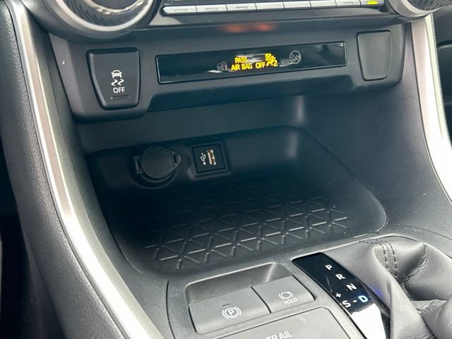 Certified 2025 Toyota RAV4 XLE AWD/4WD image 66