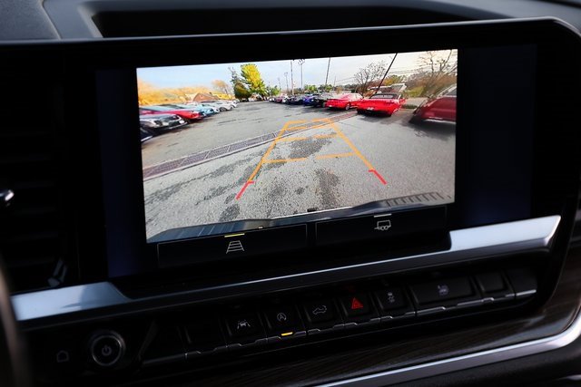 Used 2022 Chevrolet Silverado 1500 LT w/ Protection Package image 4