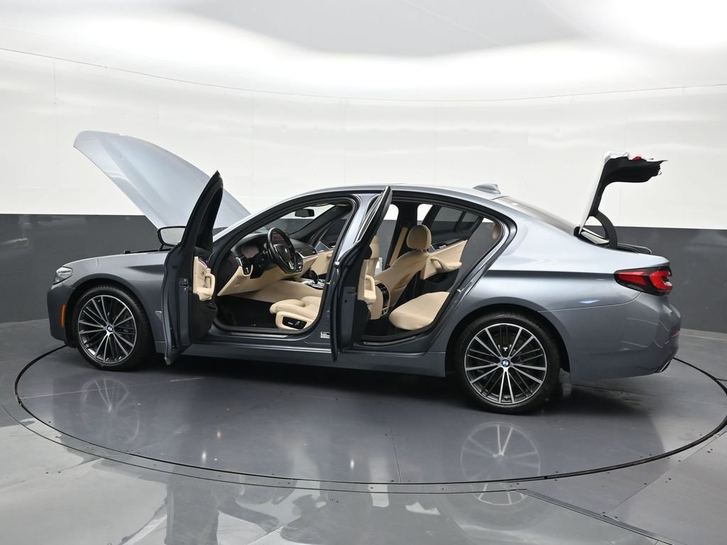 Used 2022 BMW 540i w/ Convenience Package RWD image 35
