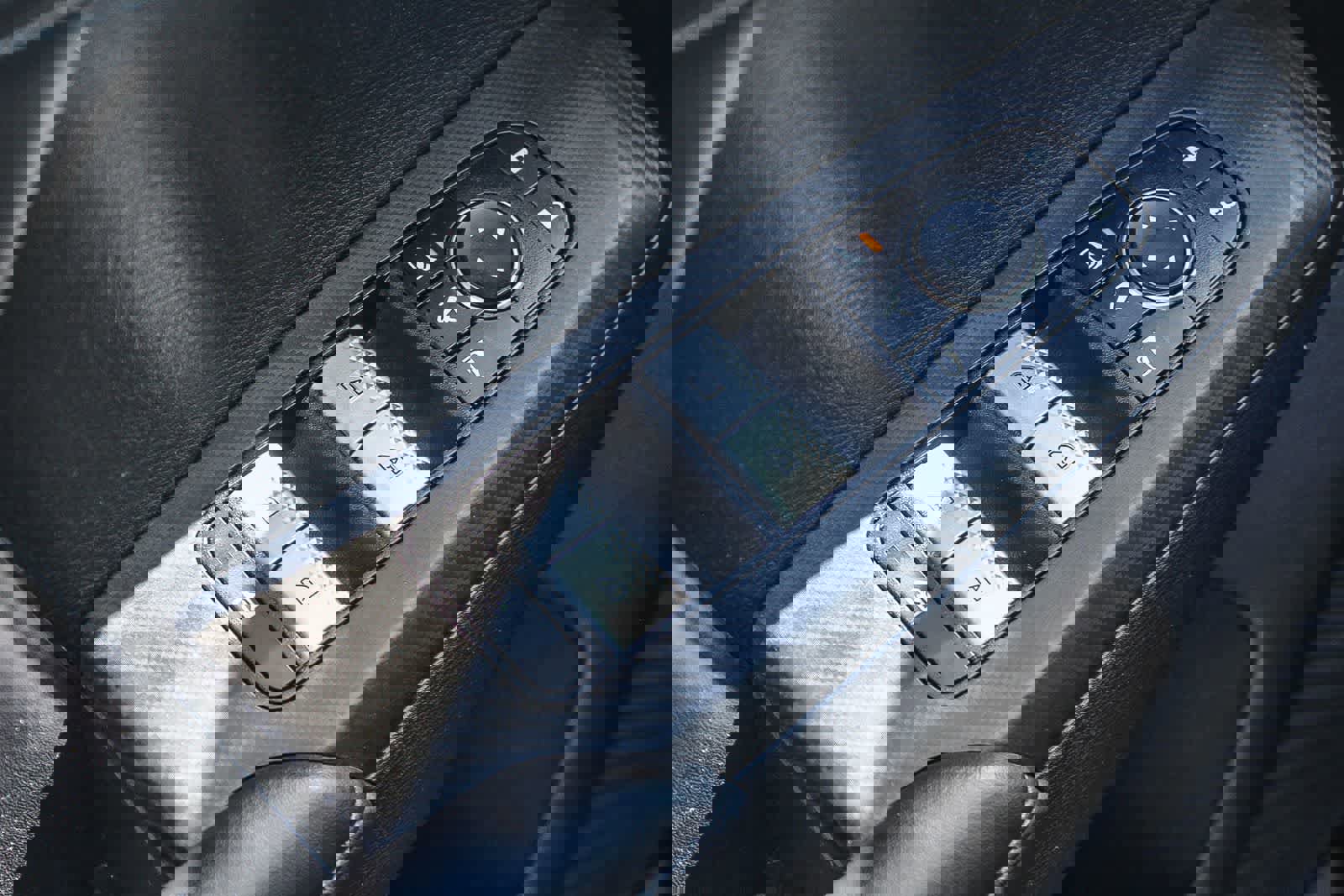 Used 2023 Mitsubishi Outlander SE image 28