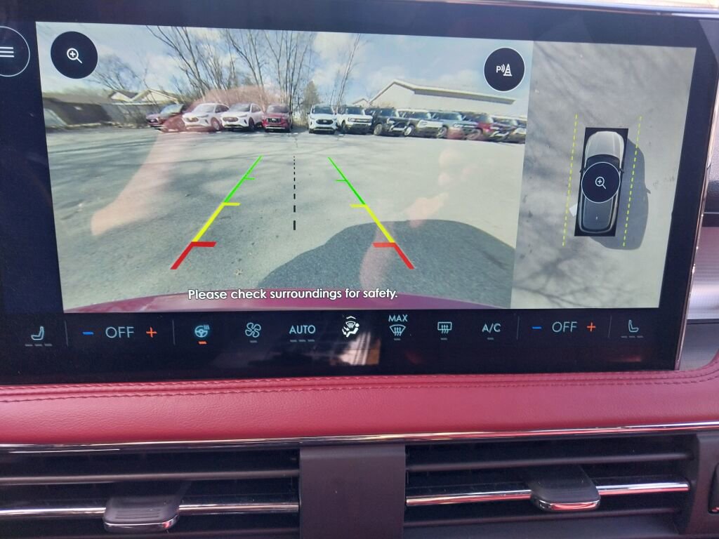 Used 2025 Lincoln Corsair Grand Touring w/ Equipment Group 301A image 12