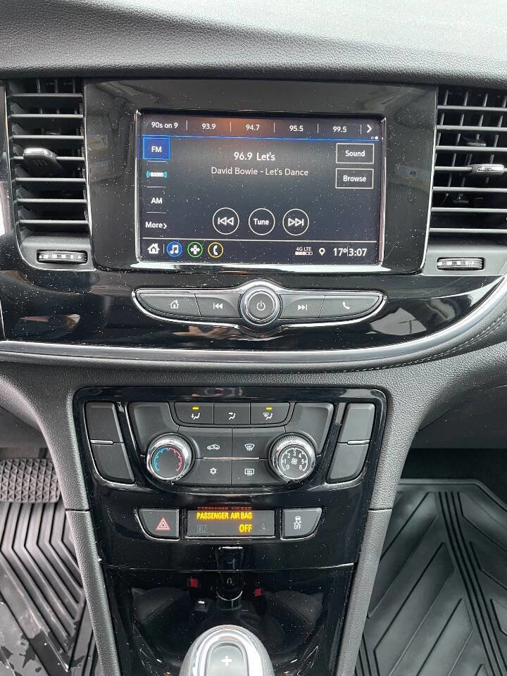 Used 2022 Buick Encore Preferred w/ Safety Package image 8