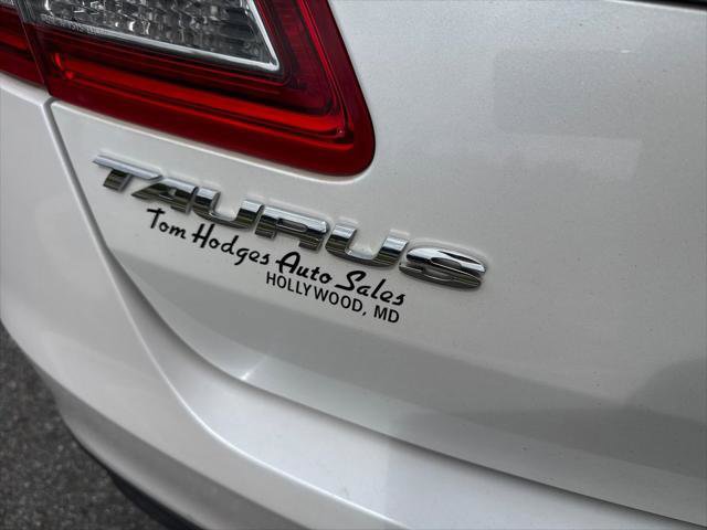 Used 2013 Ford Taurus SHO AWD/4WD image 7