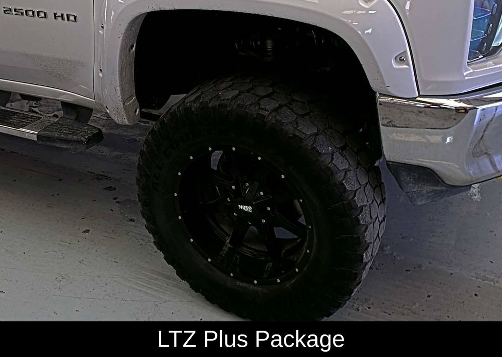 Used 2021 Chevrolet Silverado 2500 LTZ w/ LTZ Plus Package AWD/4WD image 3
