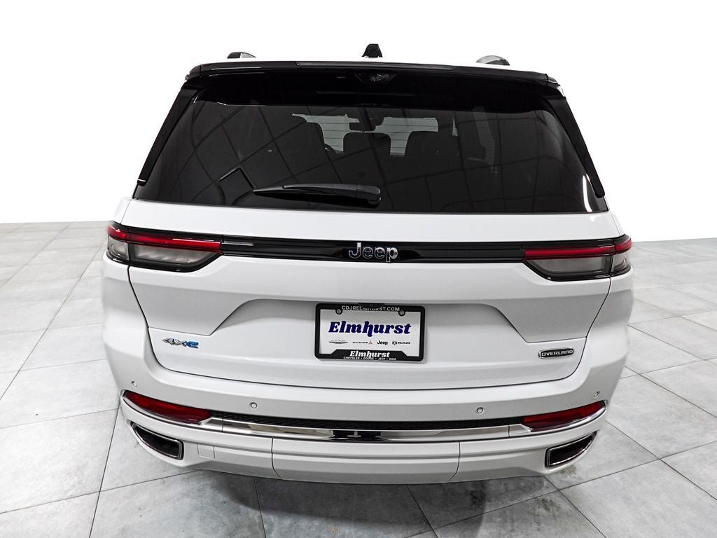 Used 2022 Jeep Grand Cherokee Overland w/ Luxury Tech Group IV AWD/4WD image 6