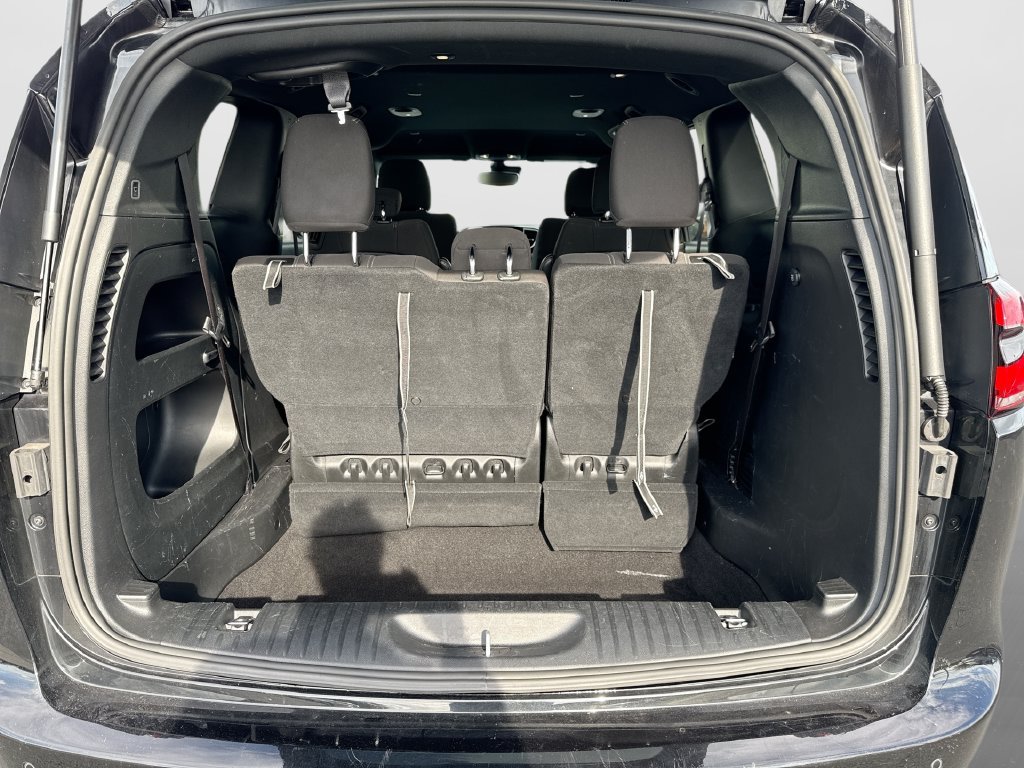 Used 2024 Chrysler Pacifica Touring FWD image 33