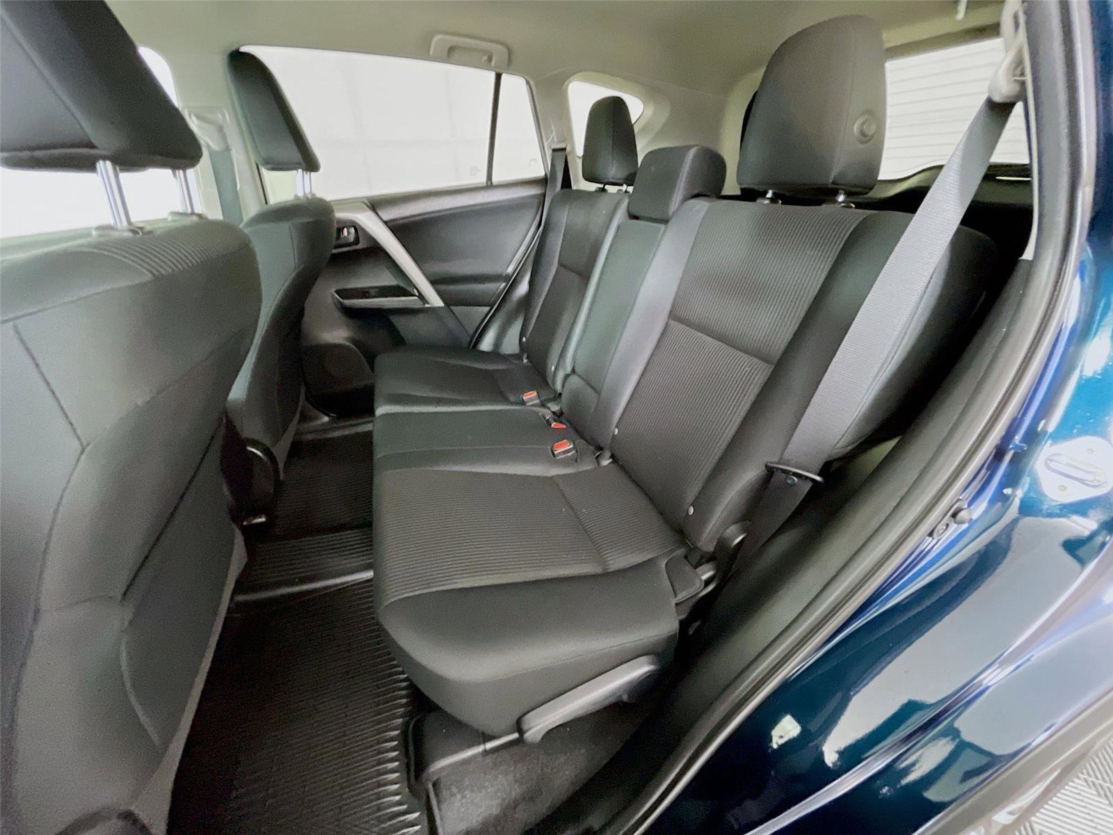 Used 2017 Toyota RAV4 LE w/ All Weather Liner Package FWD image 26