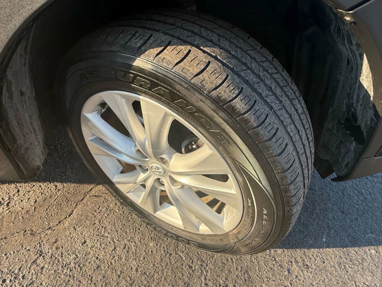 Used 2014 Toyota RAV4 Limited image 51