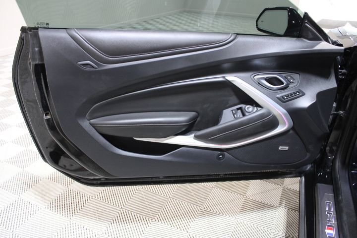 Used 2023 Chevrolet Camaro LT image 14