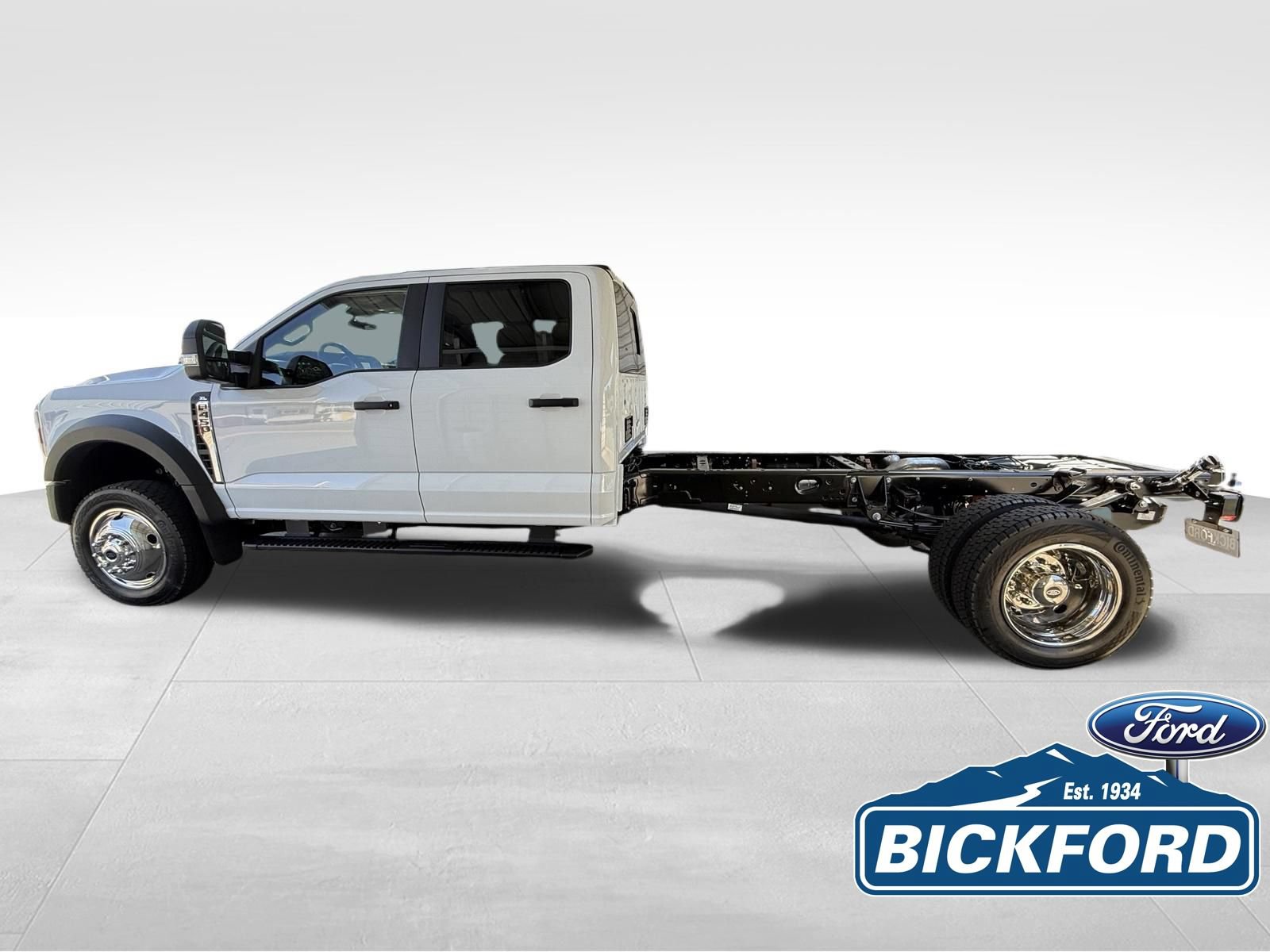 New 2026 Ford F450 XL w/ XL Chrome Package AWD/4WD image 8