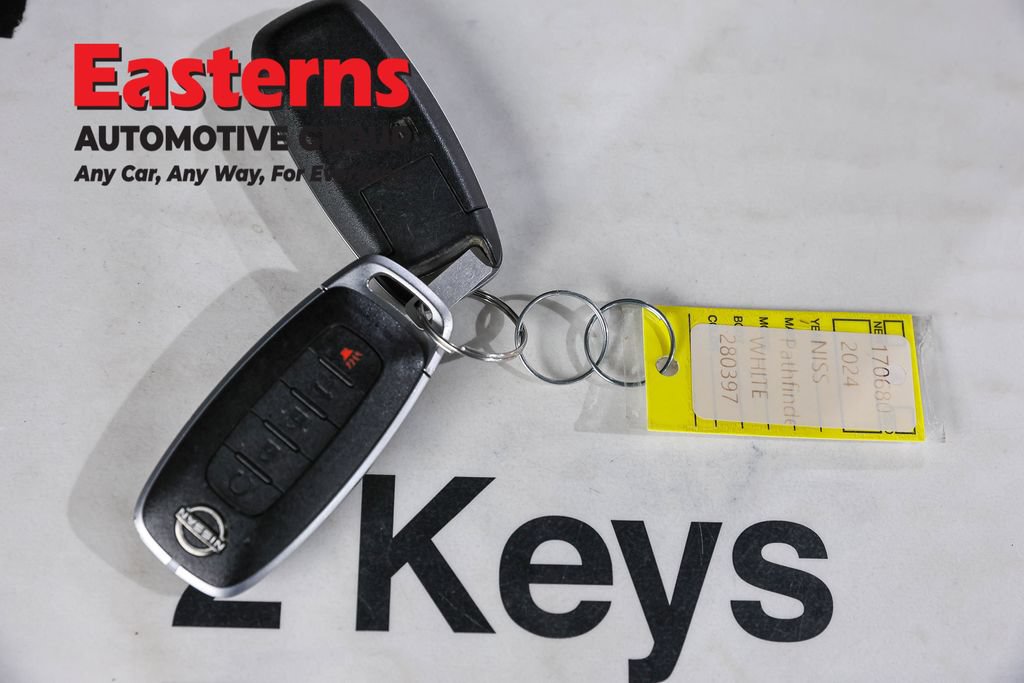 Used 2024 Nissan Pathfinder SV w/ SV Premium Package AWD/4WD image 27