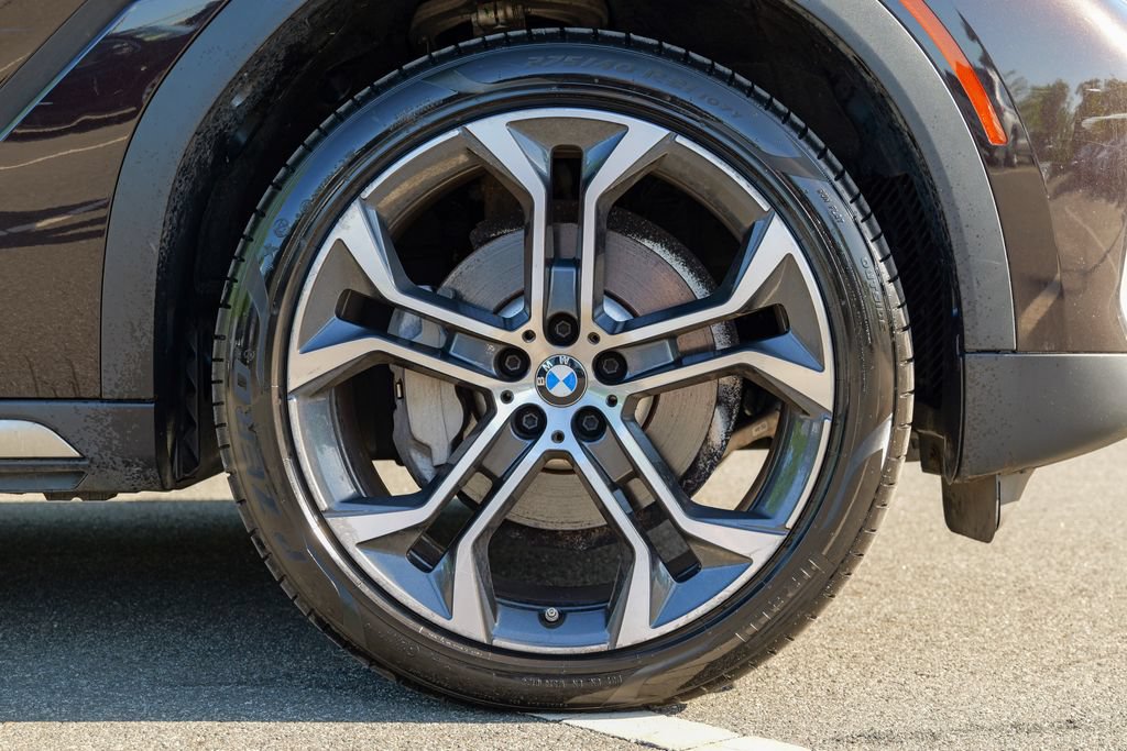 Used 2021 BMW X6 xDrive40i w/ Premium Package 2 AWD/4WD image 10
