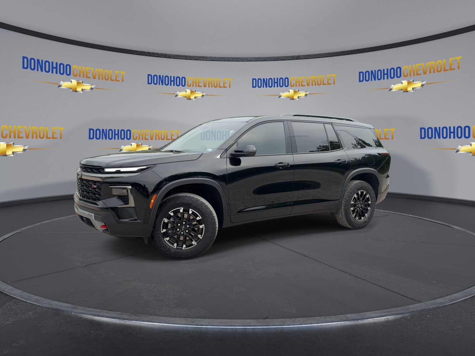 Used 2025 Chevrolet Traverse Z71 w/ Enhanced Driving Package AWD/4WD image 4