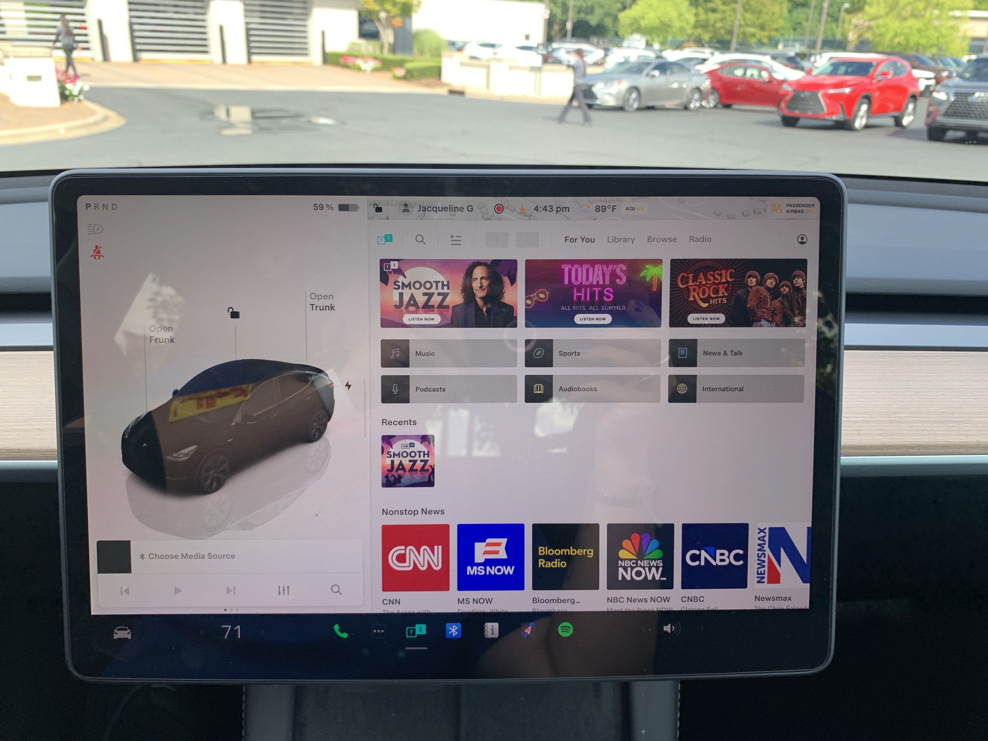 Used 2025 Tesla Model Y Long Range RWD image 24