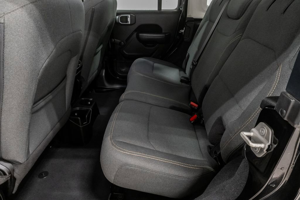 Used 2024 Jeep Wrangler Sport image 22