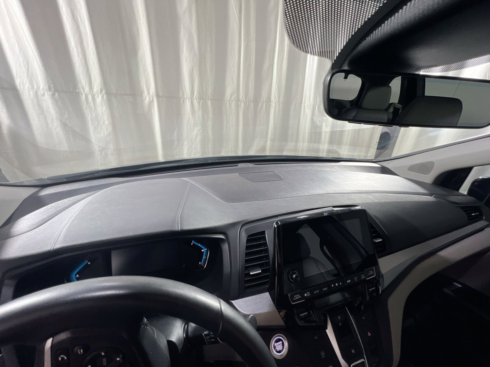 Used 2024 Honda Odyssey EX-L image 18