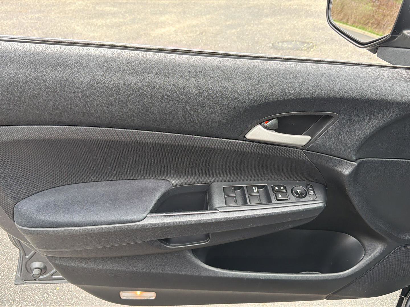 Used 2011 Honda Accord LX image 6
