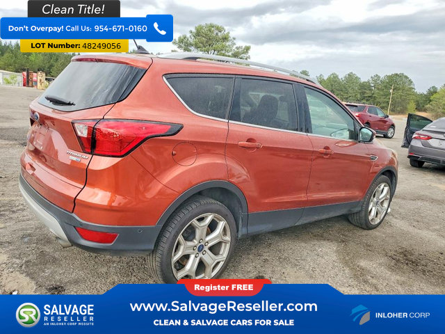 Used 2019 Ford Escape Titanium AWD/4WD image 4