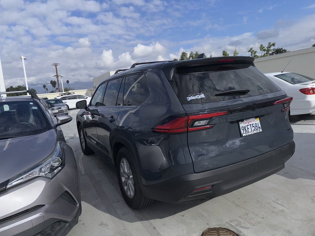 Used 2024 Toyota Grand Highlander XLE image 14