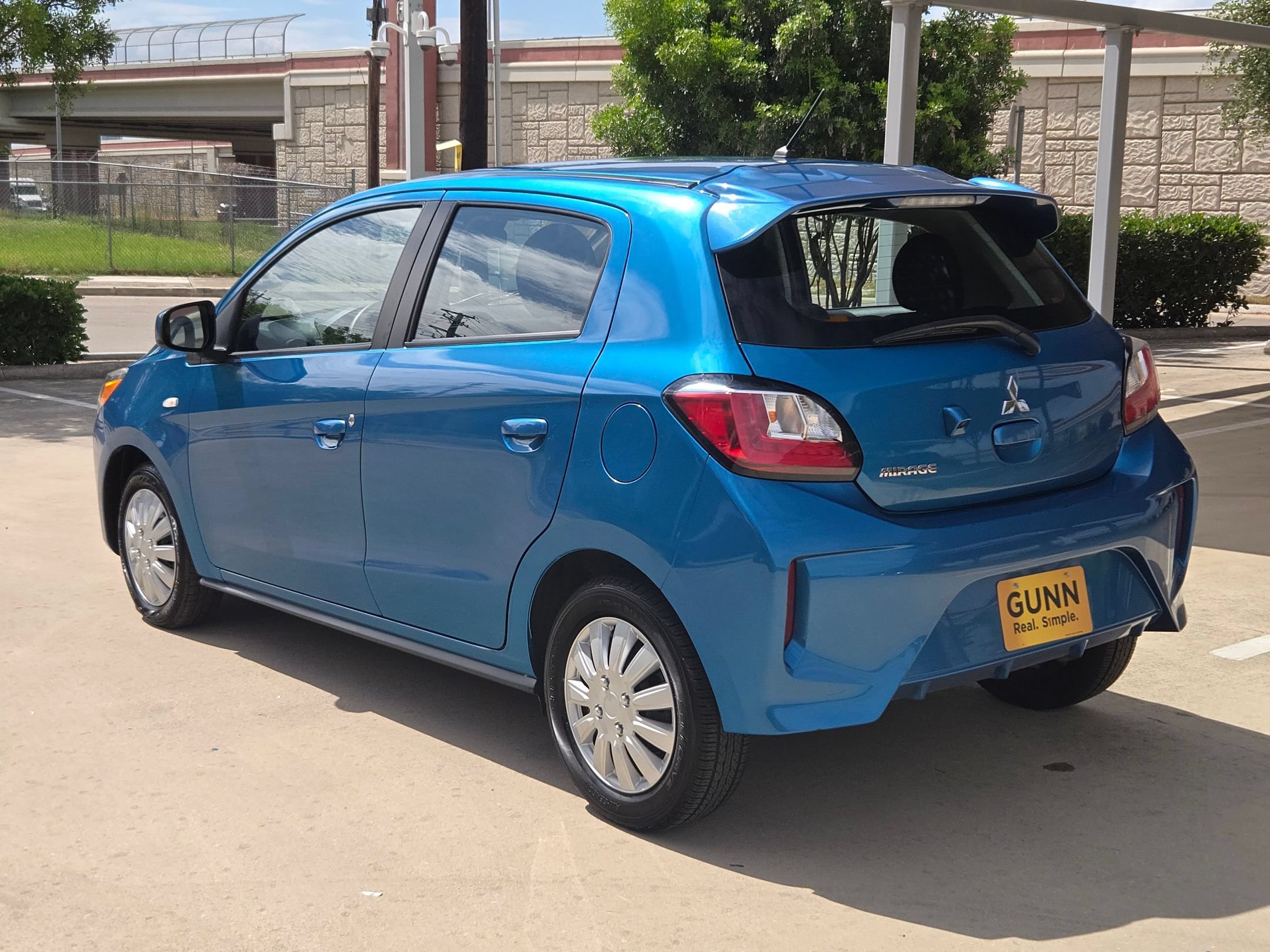 Used 2024 Mitsubishi Mirage ES FWD image 5