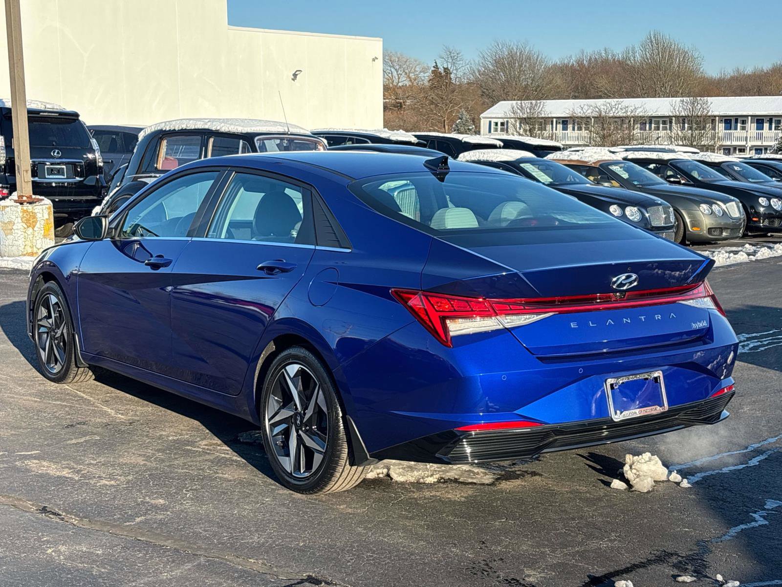 Certified 2023 Hyundai Elantra Limited w/ Cargo Package image 3