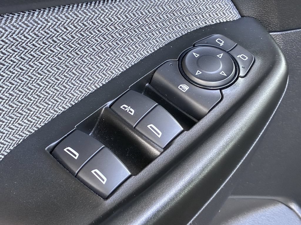 Used 2024 Chevrolet TrailBlazer LT w/ Driver Confidence Package FWD image 18