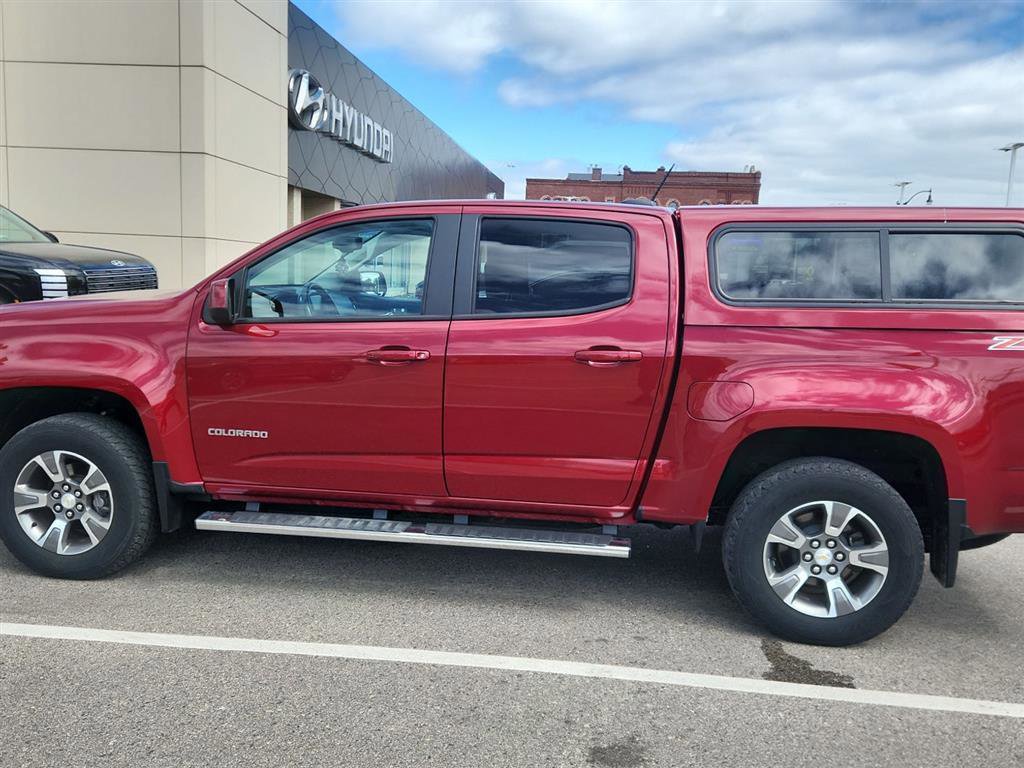 Used 2018 Chevrolet Colorado Z71 AWD/4WD image 7