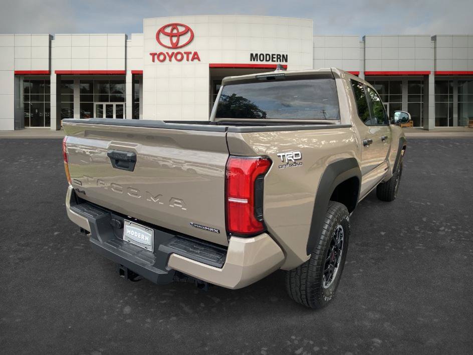 Certified 2026 Toyota Tacoma TRD Off-Road AWD/4WD image 5