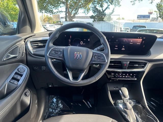 Used 2025 Buick Encore GX Avenir w/ Avenir Technology Package AWD/4WD image 33