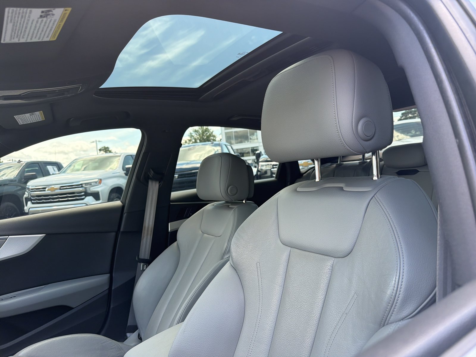 Used 2017 Audi A4 2.0T Premium Plus AWD/4WD image 28