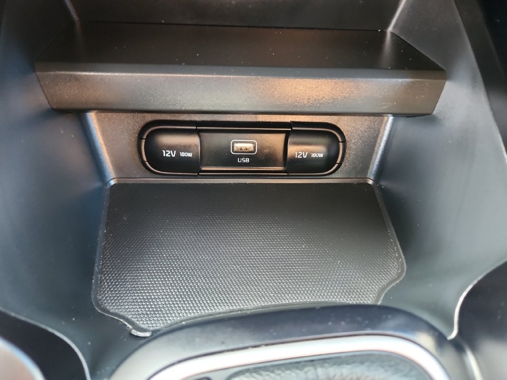 Certified 2024 Kia Soul LX w/ LX Technology Package FWD image 18