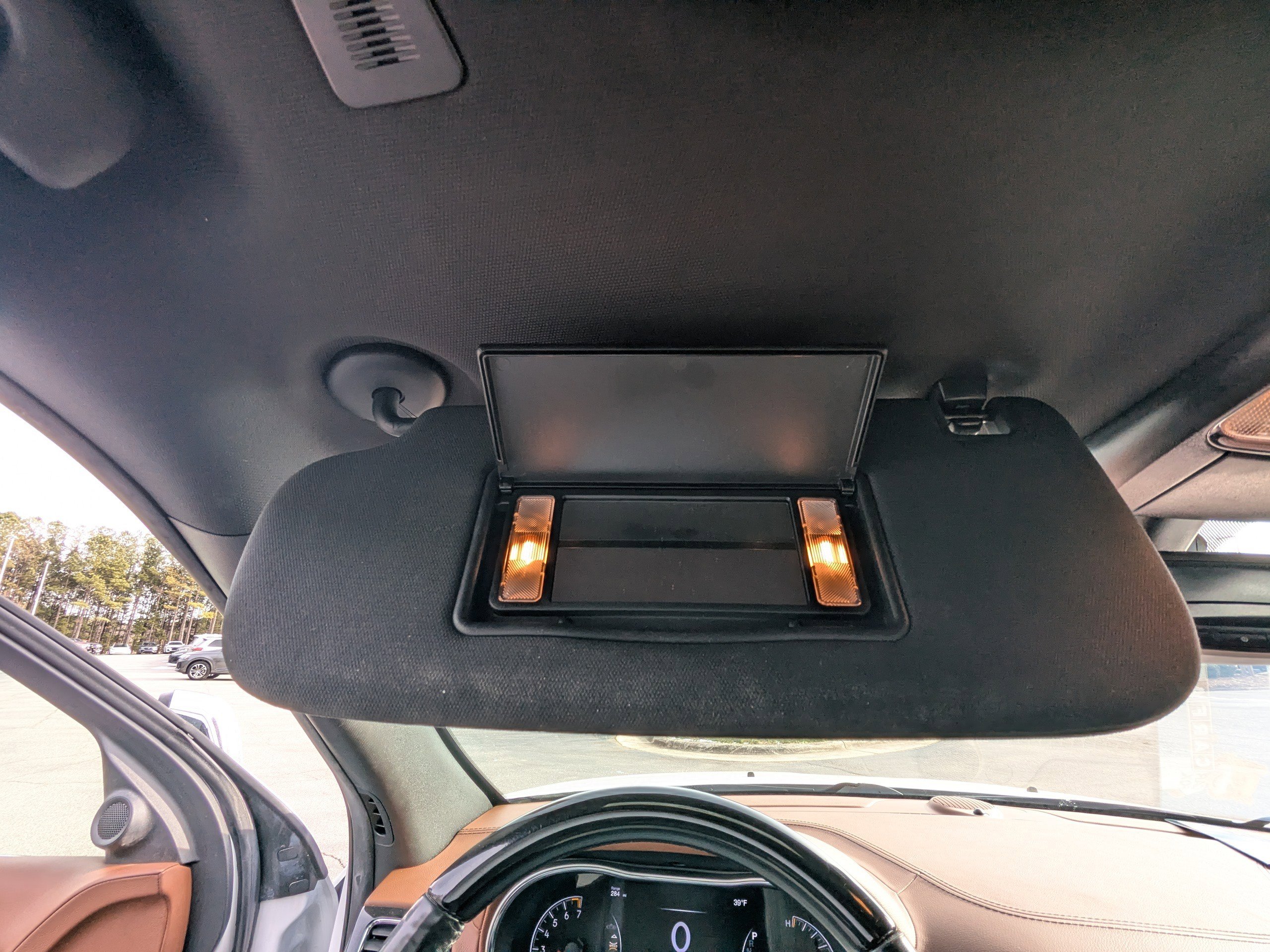 Used 2020 Jeep Grand Cherokee Overland image 29