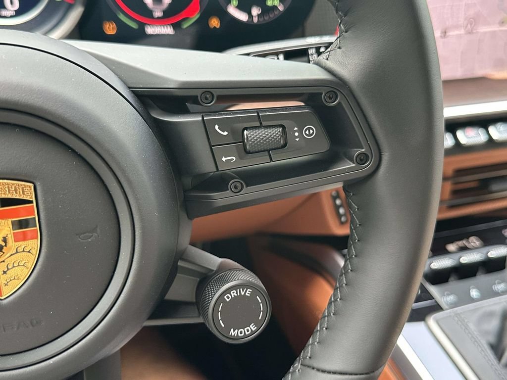Used 2023 Porsche 911 Sport Classic RWD image 22