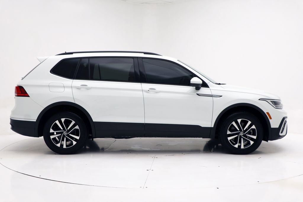 Used 2024 Volkswagen Tiguan S AWD/4WD image 3