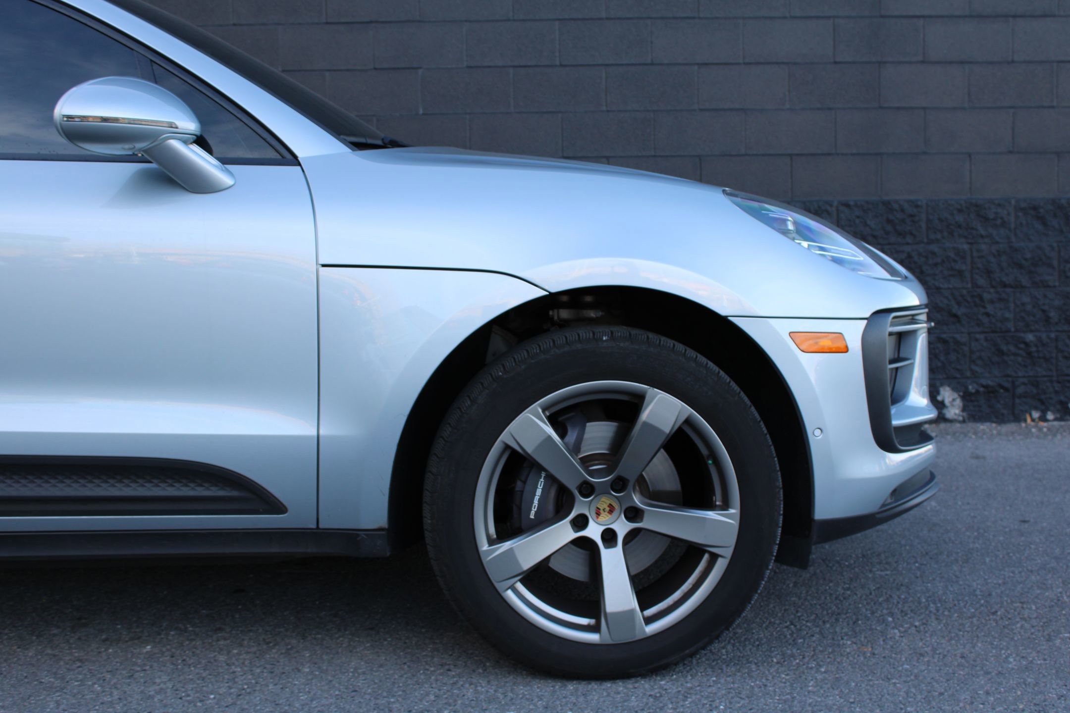 Used 2023 Porsche Macan image 12