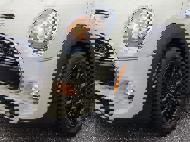 Used 2015 MINI Cooper S image 11