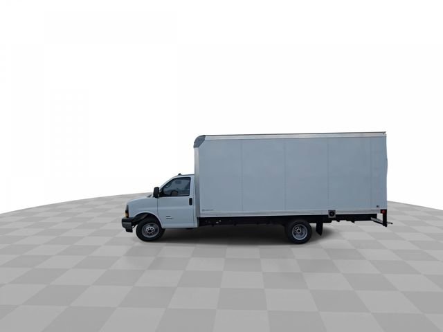 New 2025 GMC Savana 4500 w/ Power Convenience Package image 5