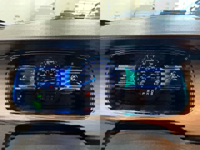 Used 2017 Ford Taurus SEL w/ Equipment Group 201A image 21