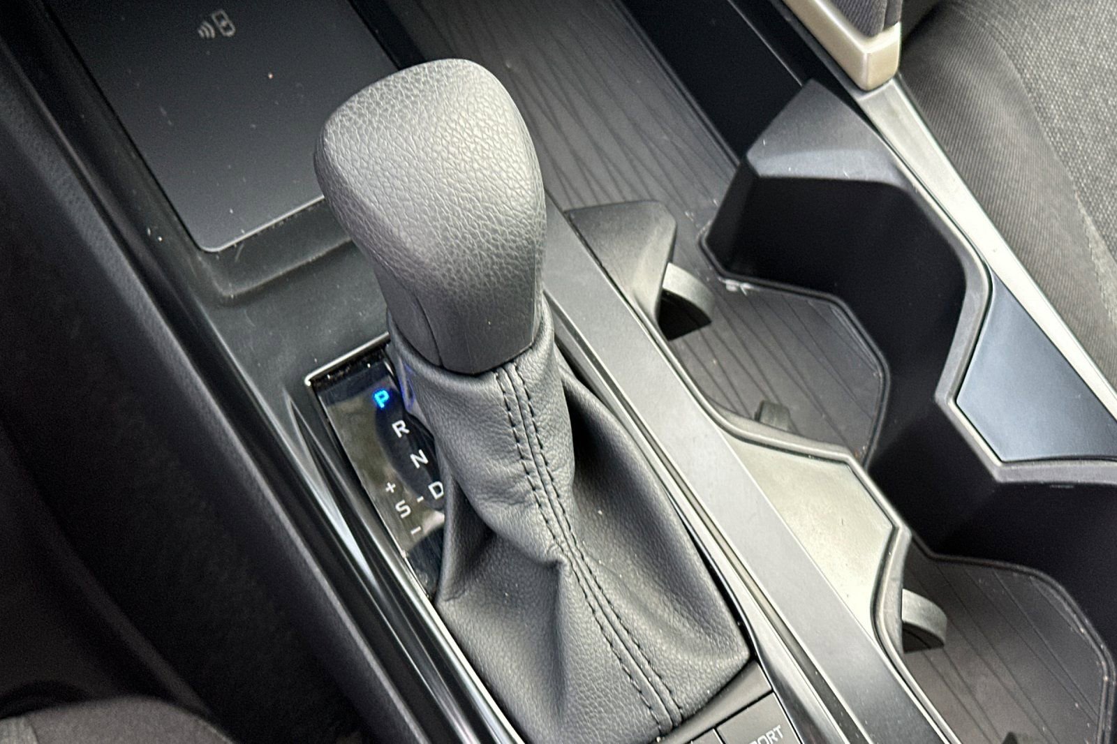 Used 2026 Toyota Camry LE w/ Convenience Package image 23