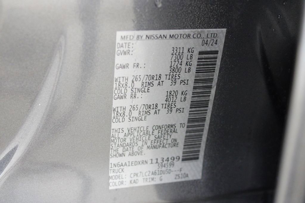 Used 2024 Nissan Titan SV w/ SV Convenience Package image 30