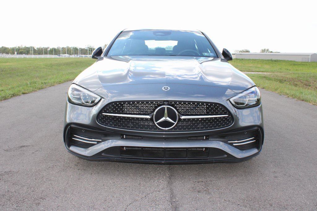 Used 2024 Mercedes-Benz C 300 4MATIC Sedan image 2