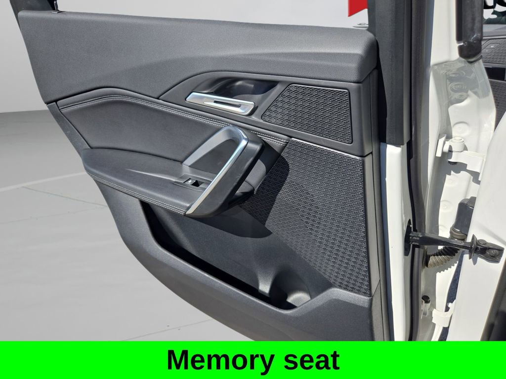 Used 2023 BMW X1 xDrive28i image 17